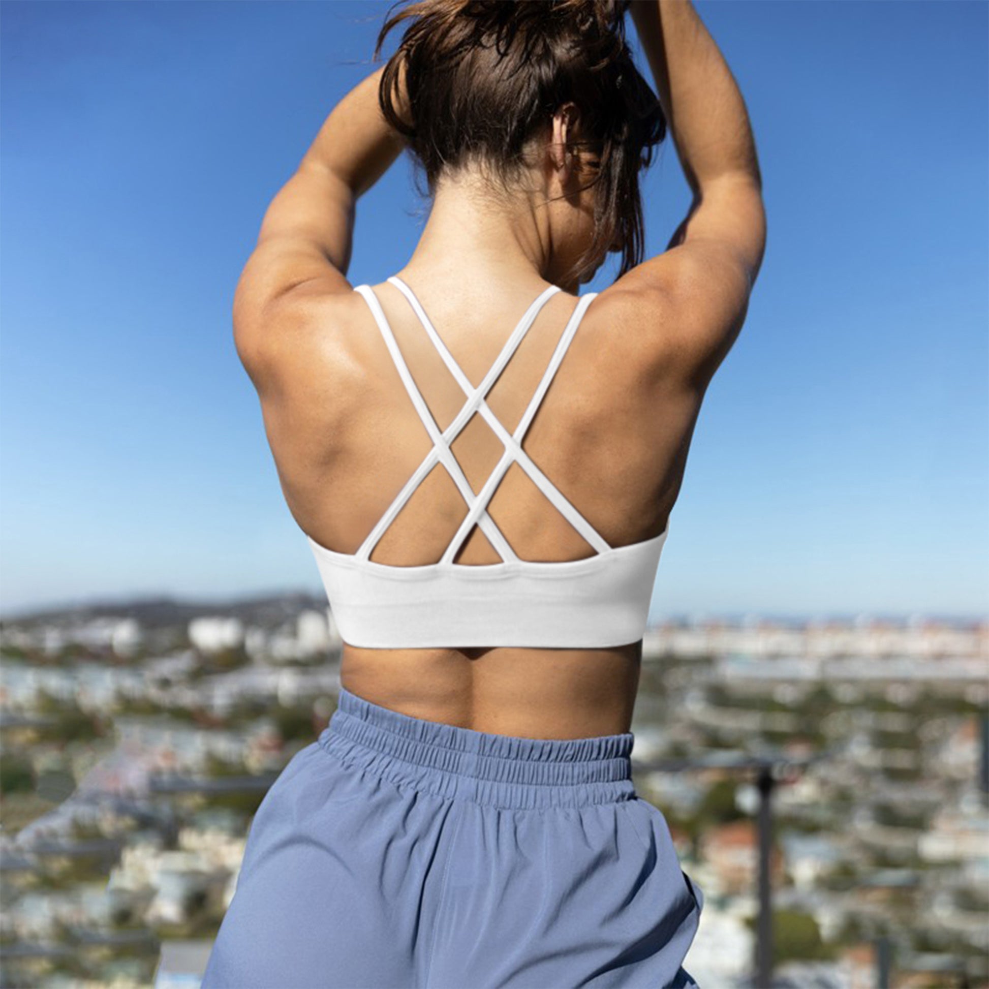 VEQKING Women's Cross Back Sports Bra Padded Strappy Medium Support White