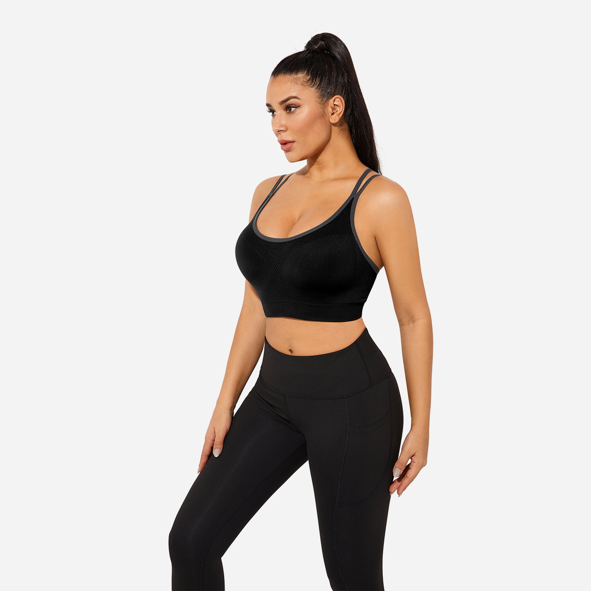 VEQKING Strappy Women's Sports Bras for Cross-Back Running with Removable Padding Black