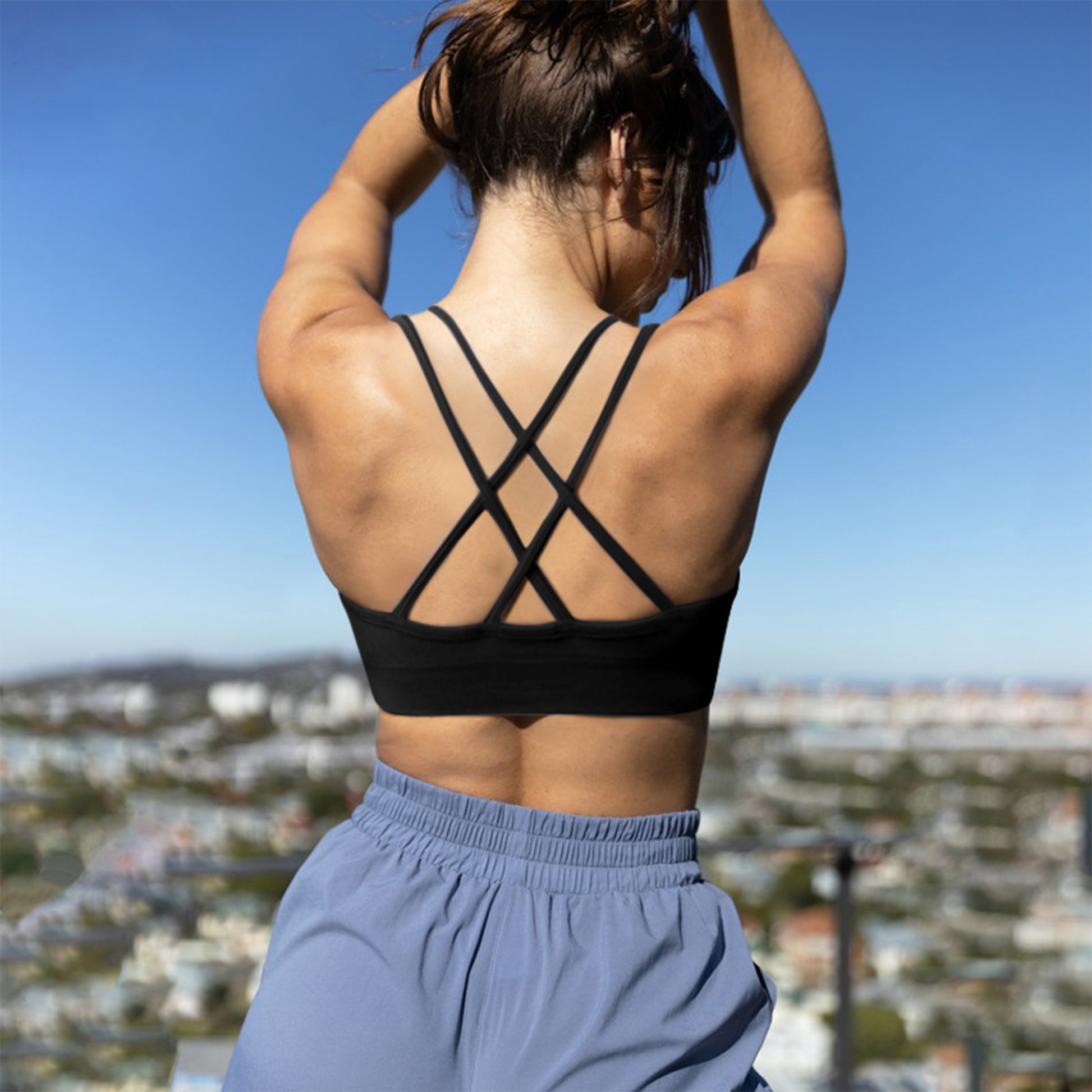 VEQKING Women's Cross Back Sports Bra Padded Strappy Medium Support Black